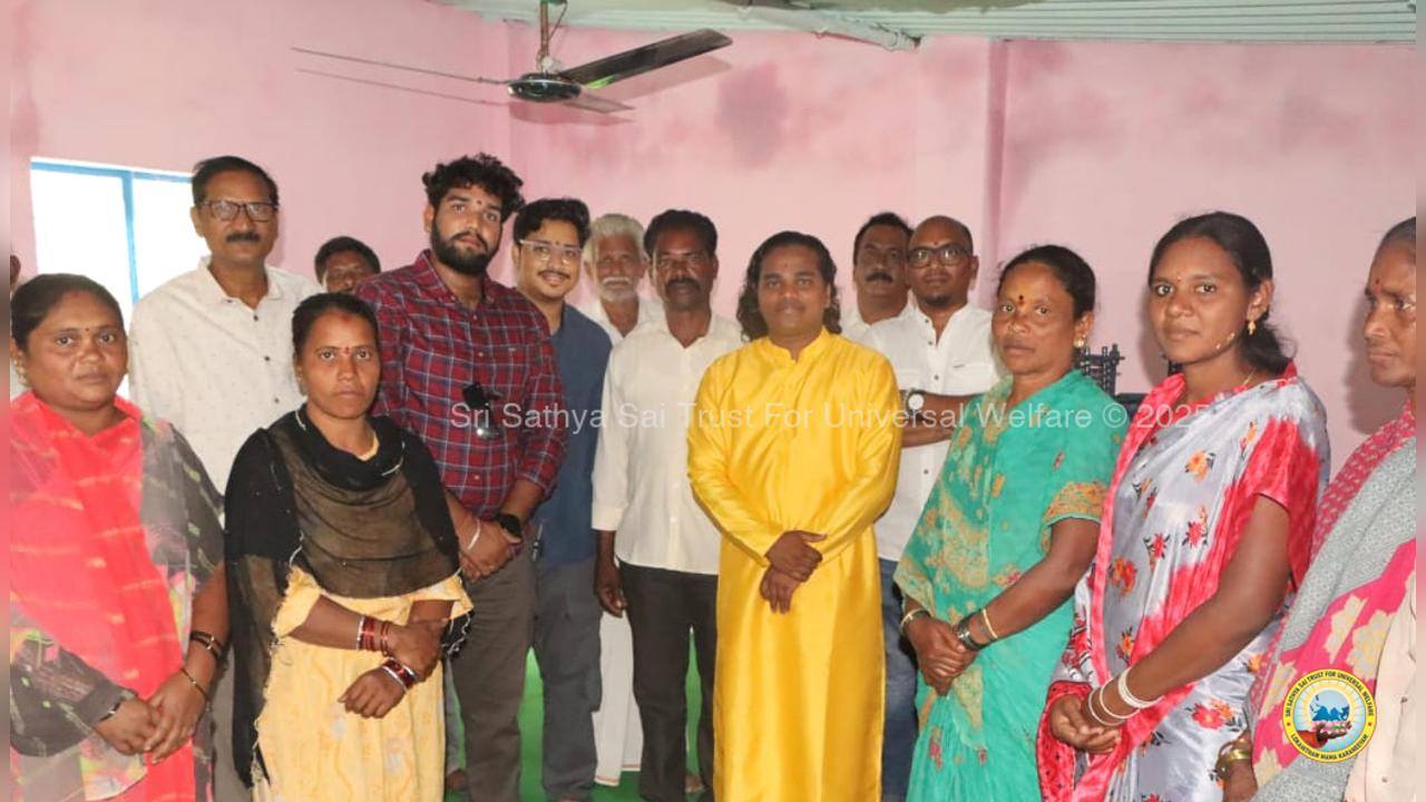 *Infosys Team Visits Divyaamritam*